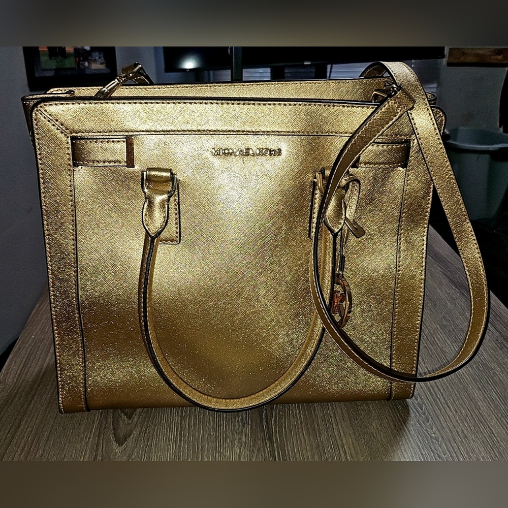 Authentic Michael Kors Metalic Gold Dillon Satchel Purse w/dustbag